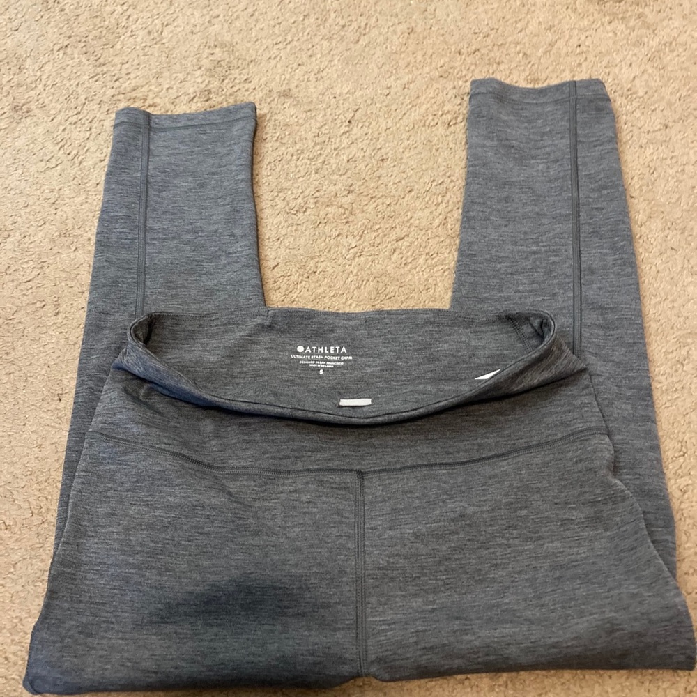 Athleta Salutation Capri